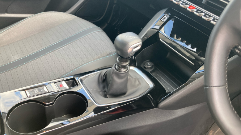 Peugeot 208 1.2 PureTech 100 Allure Premium + 5dr Petrol Hatchback